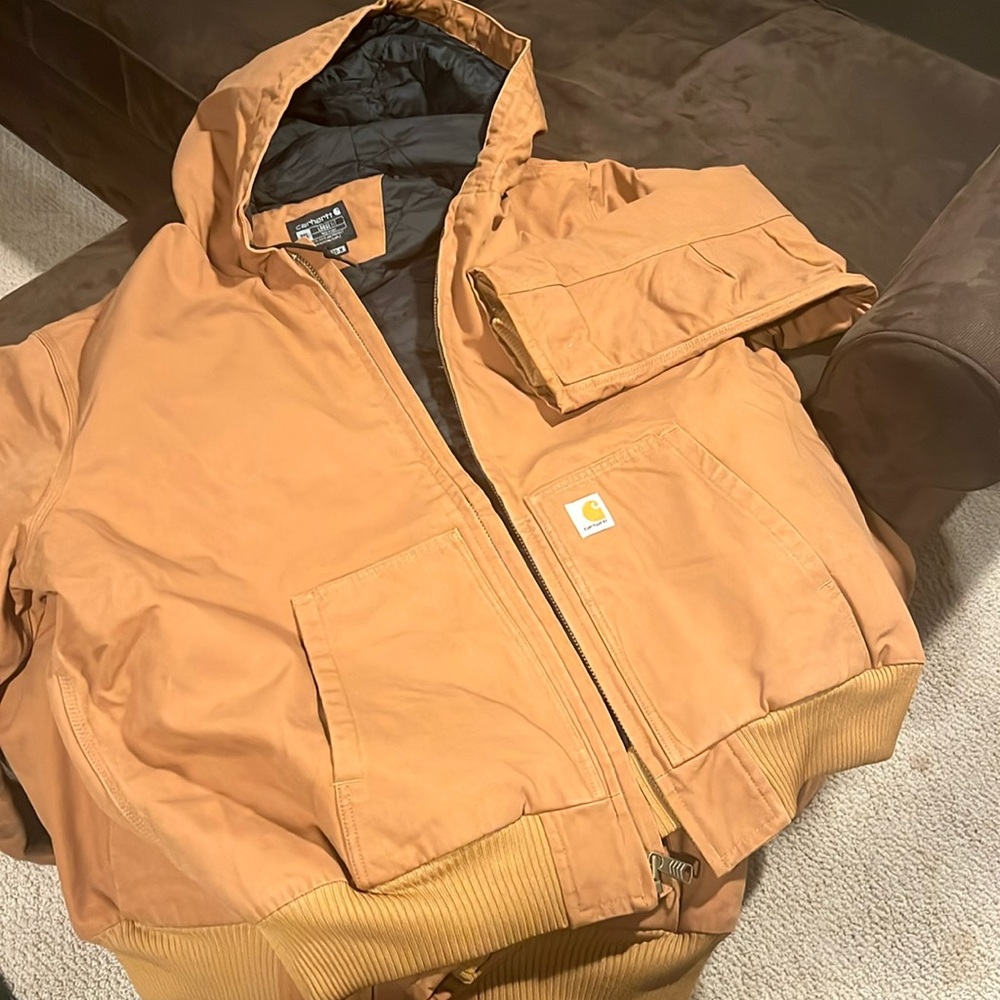 CARHARTT brand new jacket 2XL never worn.
